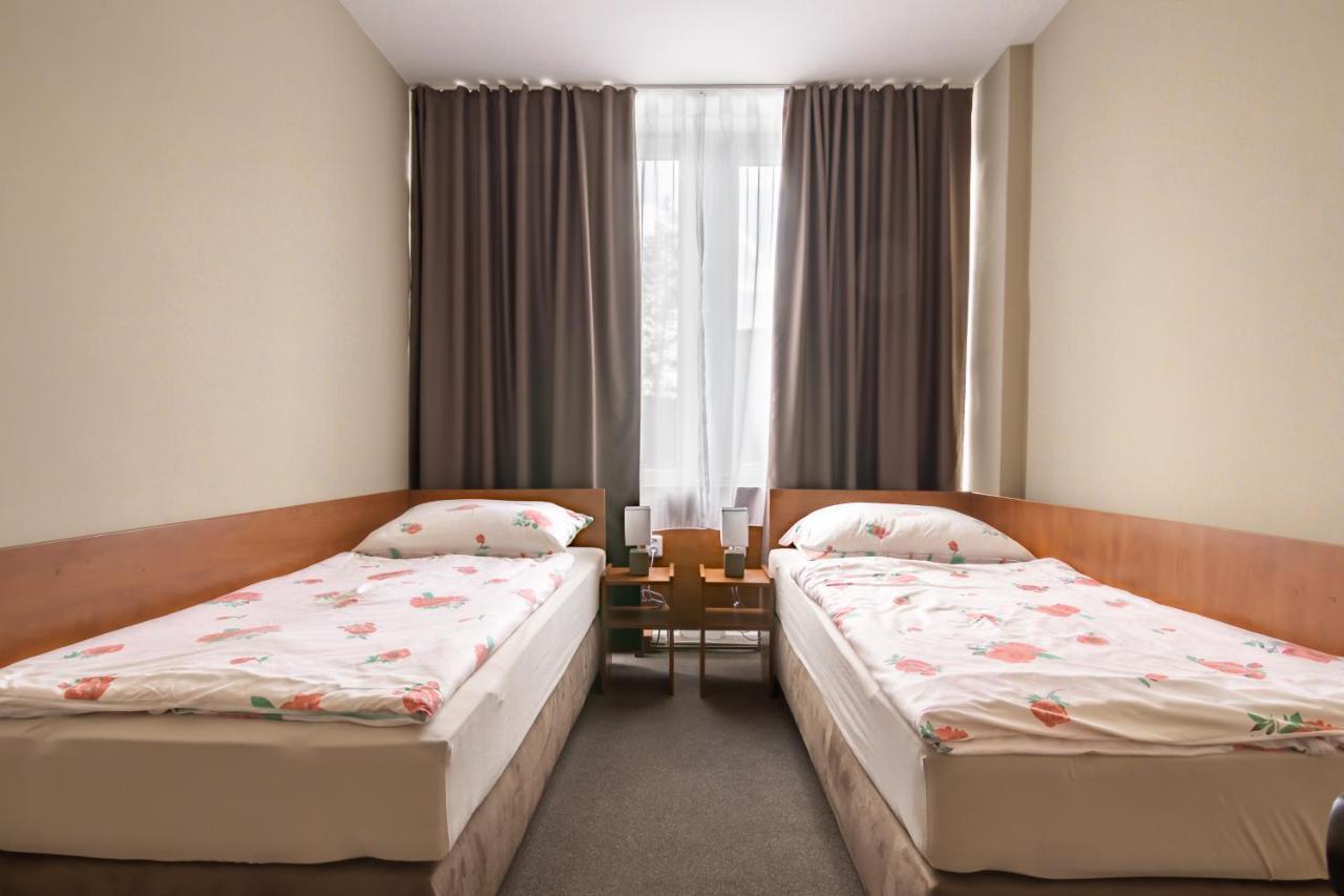 Hotel Alfa Třebíč Esterno foto