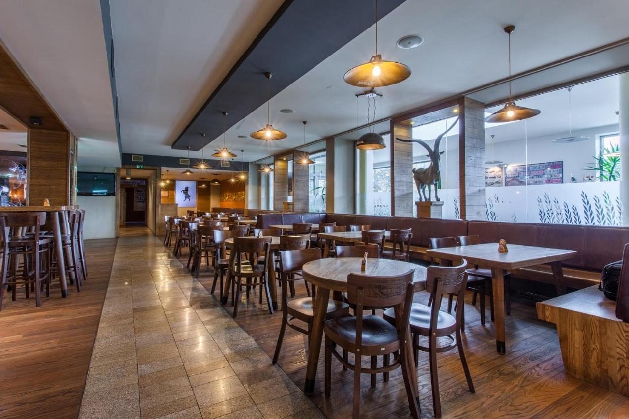 Hotel Alfa Třebíč Esterno foto