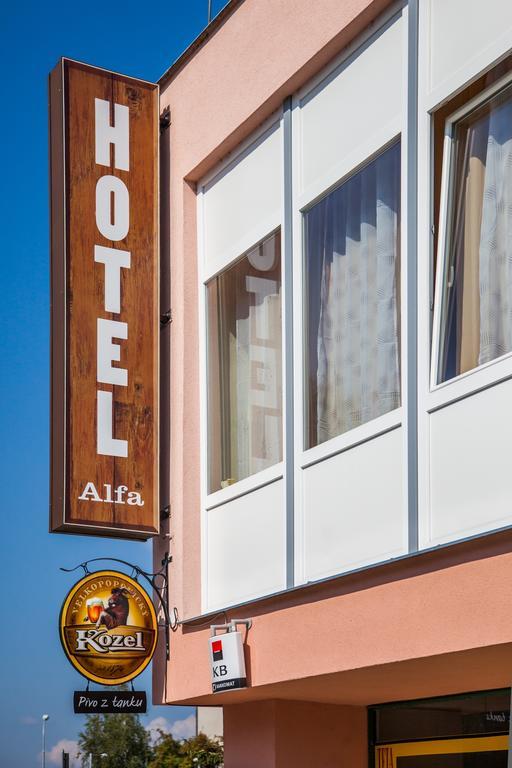 Hotel Alfa Třebíč Esterno foto